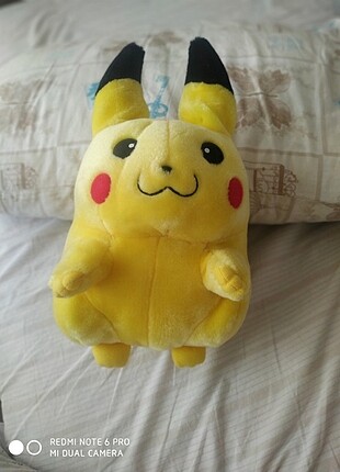 30 cm pikachu peluş oyuncak