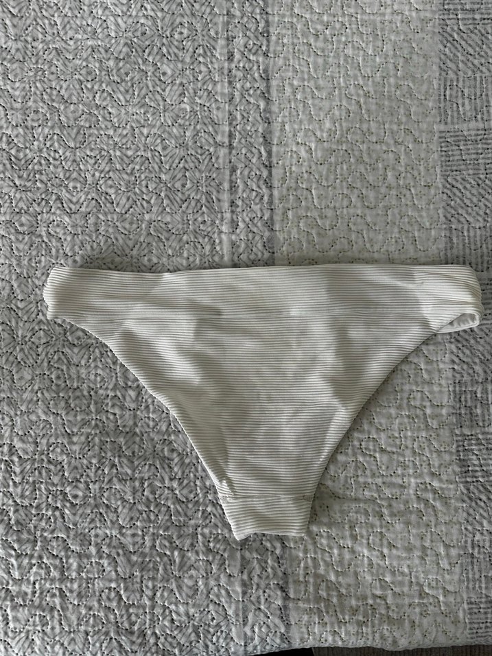 H&M Beyaz Bantlı Dokulu Bikini Altı - Görsel 2