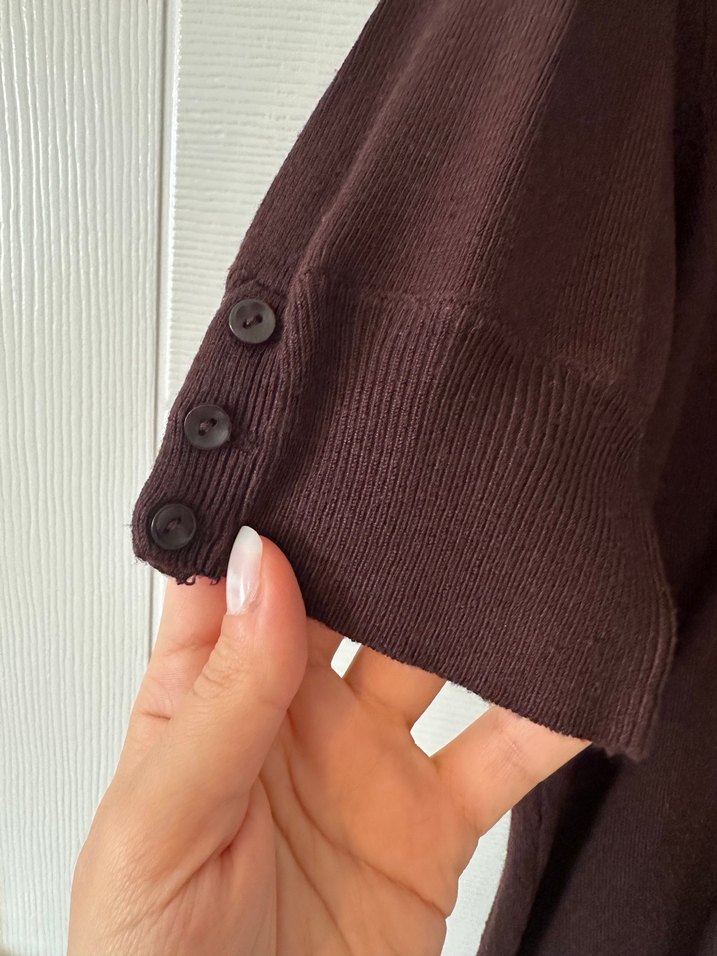 Tabu Boğazlı Kısa Kollu Kahverengi Triko - Görsel 4