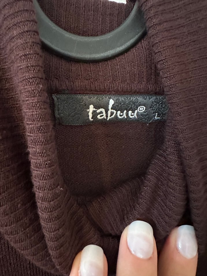 Tabu Boğazlı Kısa Kollu Kahverengi Triko - Görsel 2