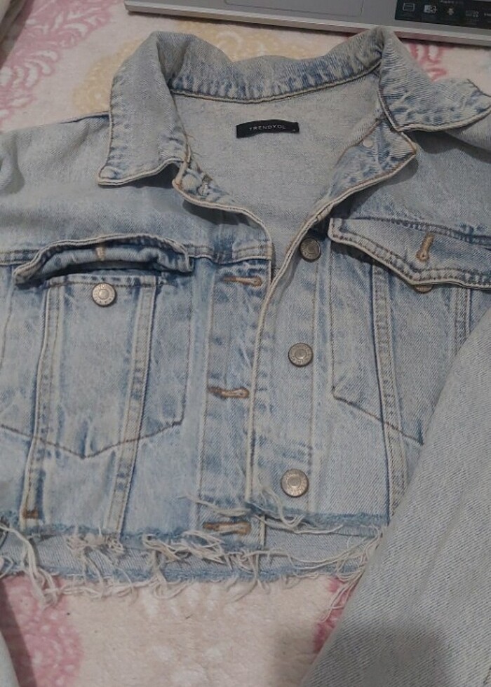 Kısa kot ceket - Görsel 2