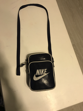Lacivert orjinal Nike çapraz askılı çanta