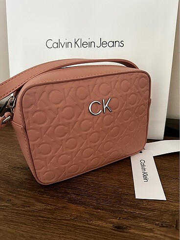Beden CALVIN KLEIN
