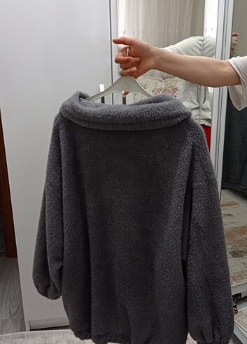 Gri peluş hırka