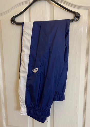 Nike Kapüşonlu eşofman takımı - Görsel 6