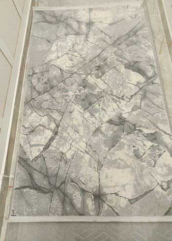 Gri Baskılı Çağdaş Halı - Görsel 2