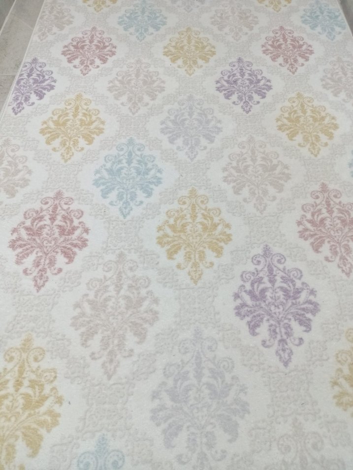 Pastel Renkli Desenli Halı - Görsel 3