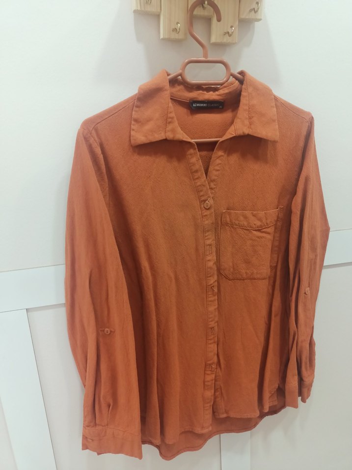 Düğmeli Uzun Kollu Bej Keten Gömlek - Görsel 5