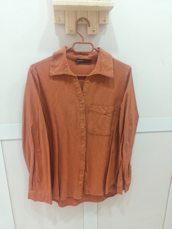 Düğmeli Uzun Kollu Bej Keten Gömlek - Görsel 4