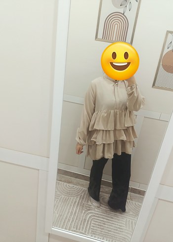 Bej Mini Kadın Tunik Fırfırlı Yüksek Yaka - Görsel 2