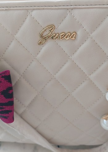 Beden Pembe Fiyonk Detaylı Y2k Guess Orijinal Çanta
