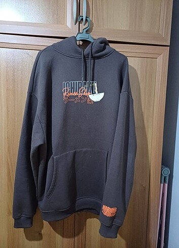 Naruto sweatshirt pull bear