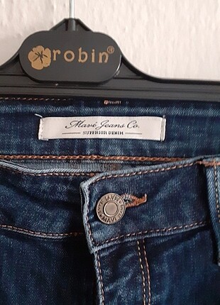 Mavi Jean's 