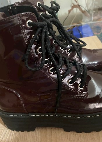 Bordo Rugan Bağcıklı Gotik Kadın Botları - Görsel 2