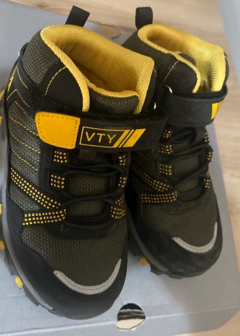 Sarı Siyah Erkek Çocuk Kaydırmaz Bot - Görsel 5