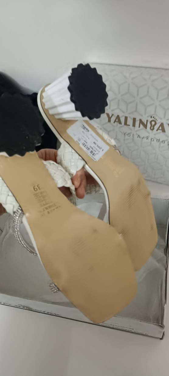 Beyaz Dolgu Topuklu Kadın Abiye Ayakkabı - Görsel 5