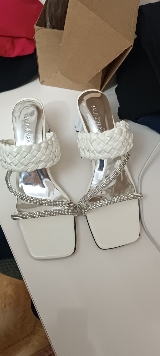 Beyaz Dolgu Topuklu Kadın Abiye Ayakkabı - Görsel 2