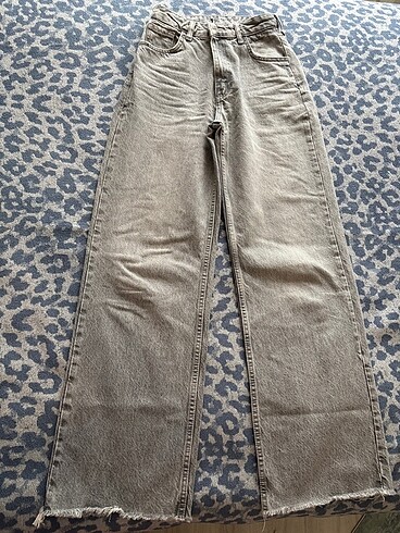 Gri jean