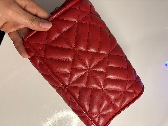  Beden kırmızı Renk Zara kırmızı zincir çanta
