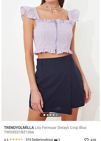 Trendyolmilla lila crop bluz ve madalyon kolye