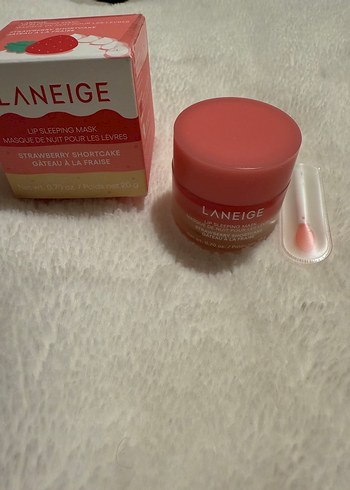 Laneige Çilekli Dudak Uyku Maskesi 20g - Görsel 2