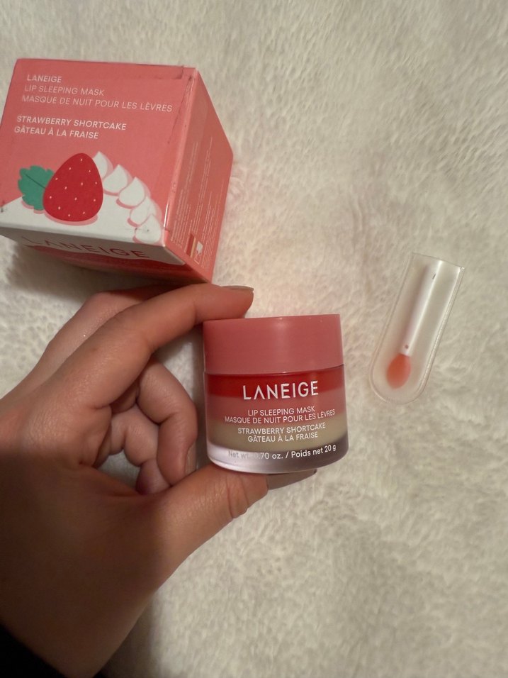 Laneige Çilekli Dudak Uyku Maskesi 20g - Görsel 3