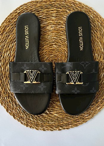Siyah Yılan Desenli Louis Vuitton Kadın Terlik