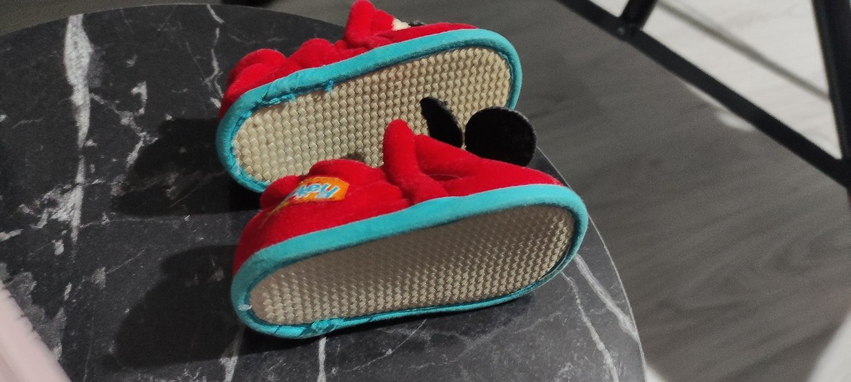 Kırmızı Erkek Bebek Pop Kültür Nakışlı Ev Ayakkabısı - Görsel 4