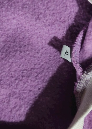 Beden Düğmeli Mor Köpek Sweatshirtü