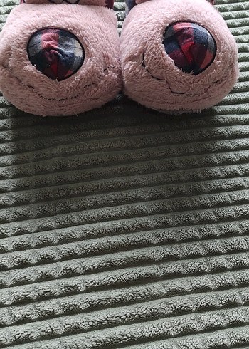 Kızlar için düğmeli pembe sıcak terlik - Görsel 3