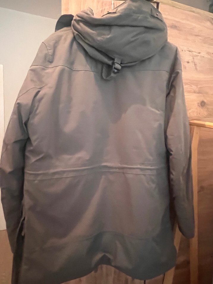 Quechua Su Geçirmez Mont - Görsel 2