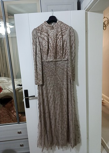 48 Beden Bej Drapeli Uzun Kollu Vintage Abiye Elbise