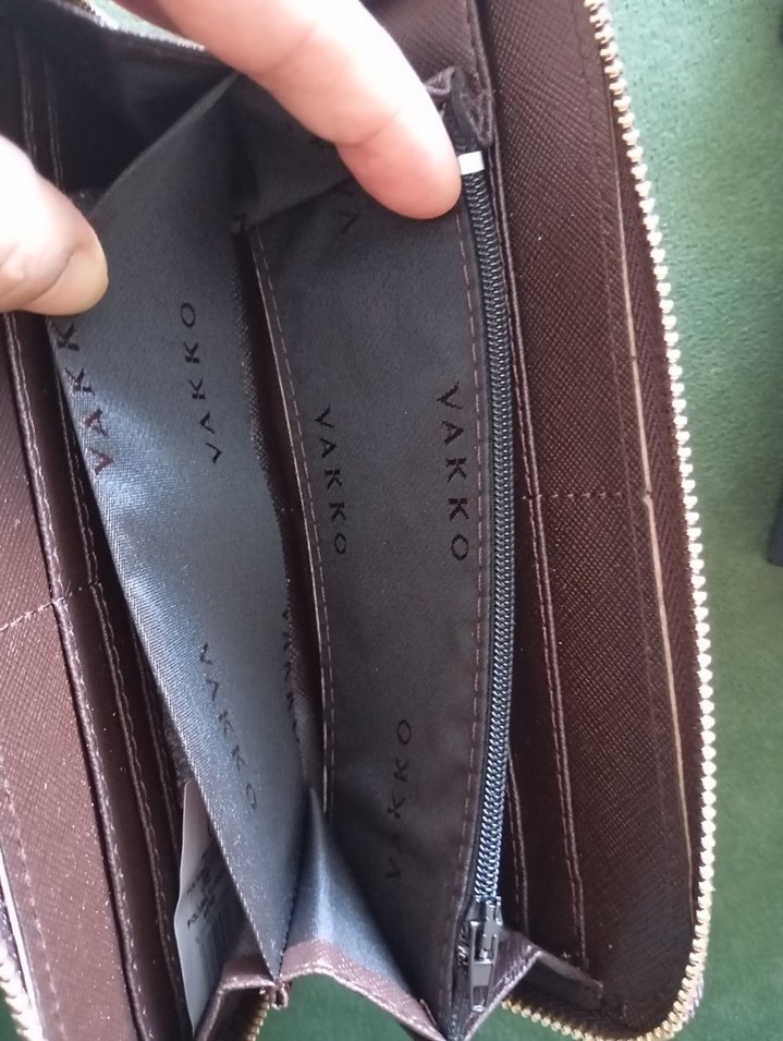 Vakko Kahverengi Logolu Fermuarlı Kadın Cüzdanı - Görsel 3