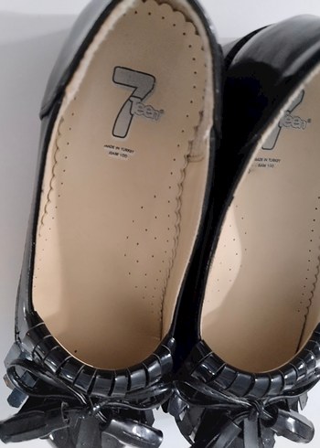 Kız Çocuk Siyah Püsküllü Loafer Ayakkabı - Görsel 7