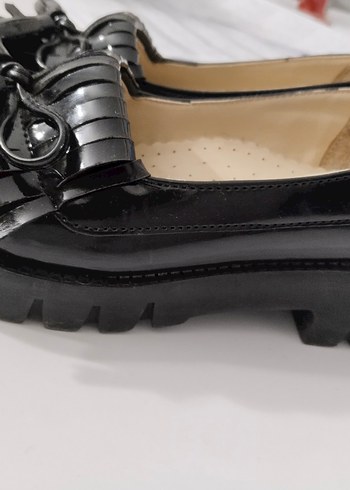 Kız Çocuk Siyah Püsküllü Loafer Ayakkabı - Görsel 3