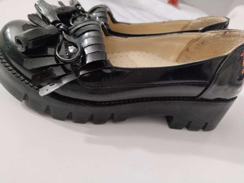 Kız Çocuk Siyah Püsküllü Loafer Ayakkabı - Görsel 3