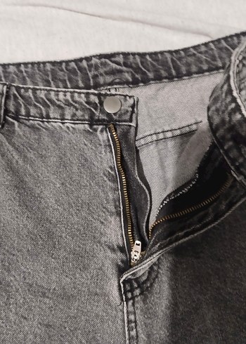 Gri Kadın Denim Mini Şort - Görsel 3