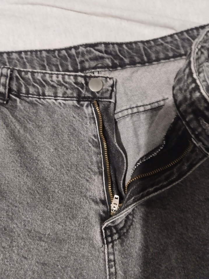 Gri Kadın Denim Mini Şort - Görsel 3