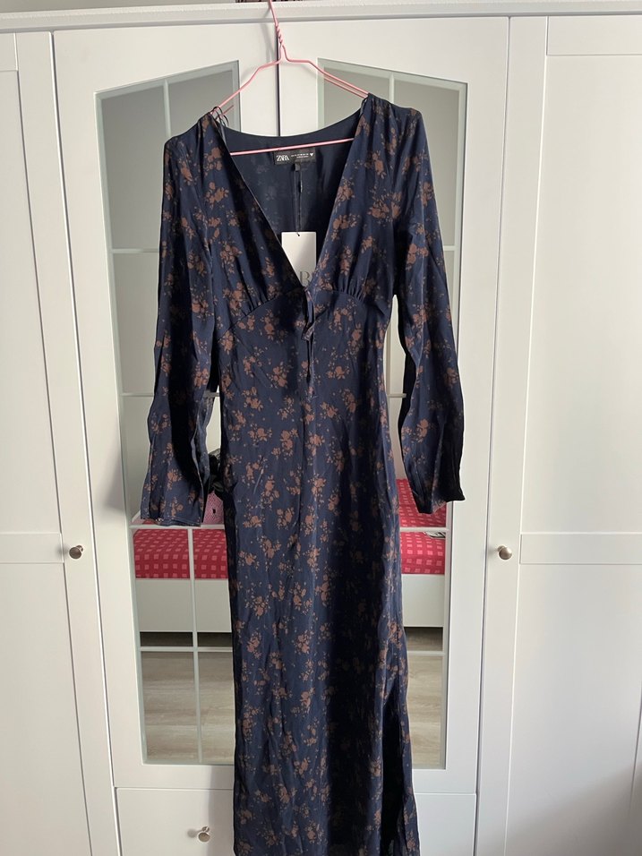 V Yaka Lacivert Kadın Uzun Elbise - Görsel 5