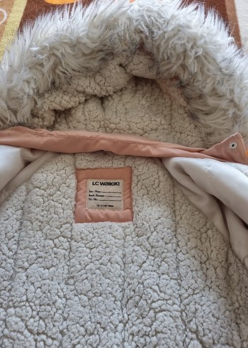 Kız Çocuk Pembe Kürklü Mont - Görsel 7