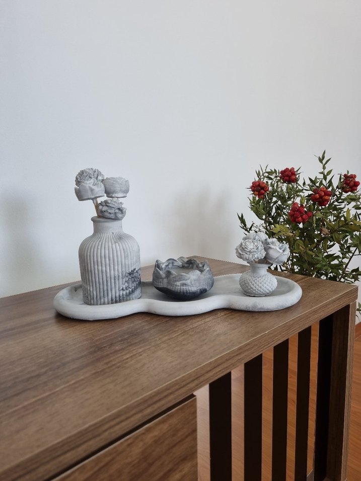 Gri Beyaz Seramik Dekoratif Biblo Seti - Görsel 2