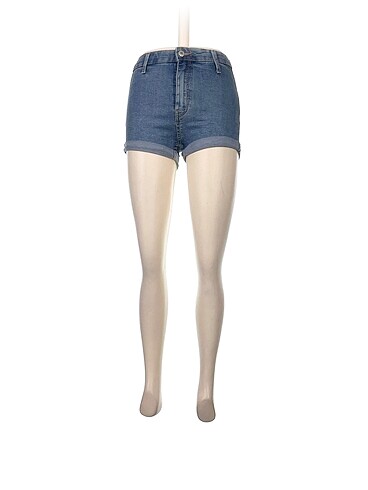 Bershka Mini Şort %70 İndirimli.