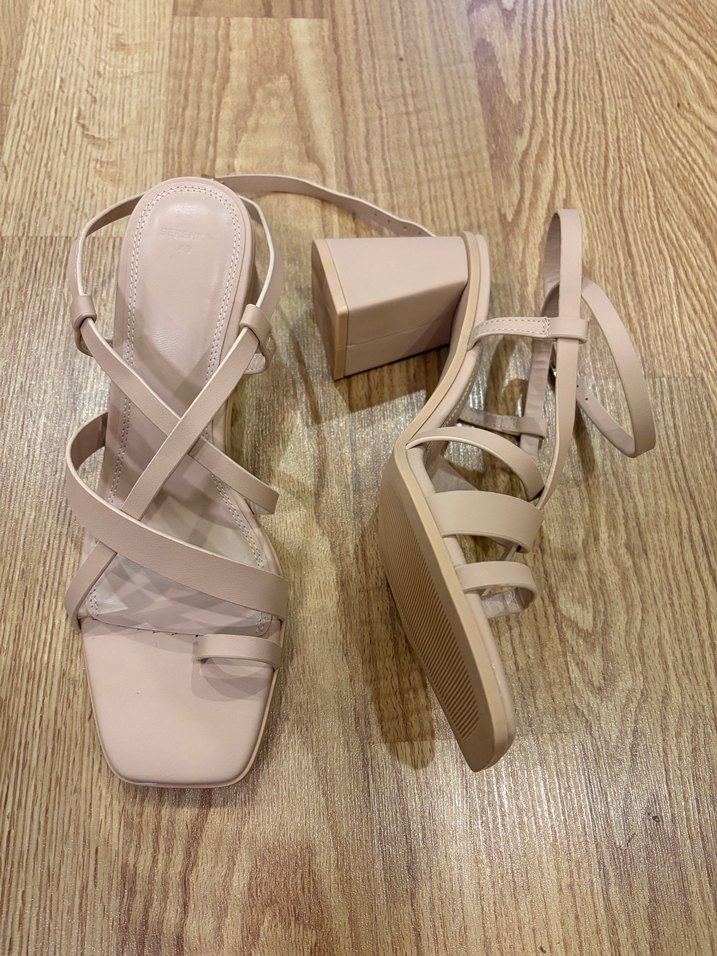 Bej Kadın Topuklu Sandaletler Tokalı - Görsel 2