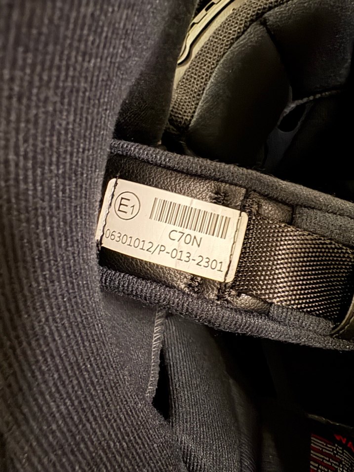 Siyah Kemerli Biker Motosiklet Kaskı - Görsel 4