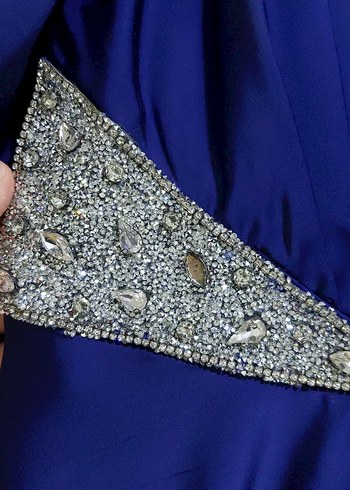 Uzun Lacivert Yüksek Yakalı Kadın Abiye Elbise - Görsel 3