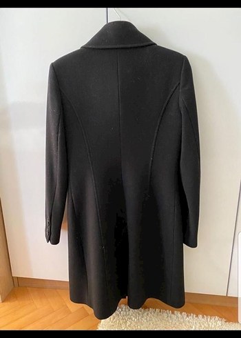 Guess Siyah Düğmeli Klasik Kaban - Görsel 3