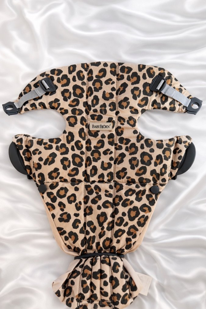 Açık Kahverengi Leopar Desenli Bebek Taşıyıcı - Görsel 5