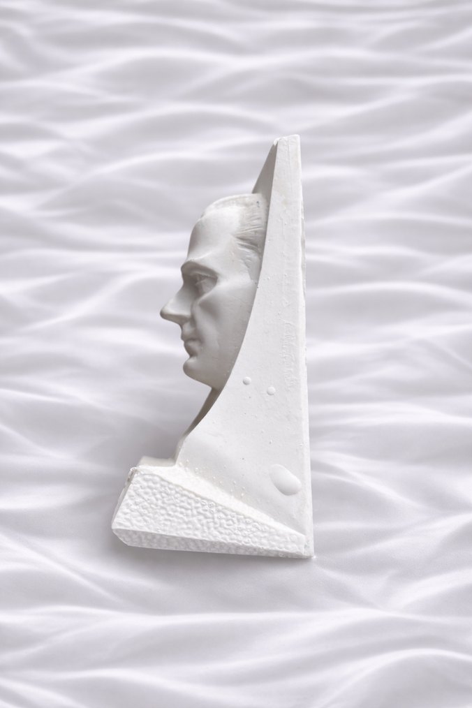 Beyaz Atatürk Büstü Figürü - Görsel 5