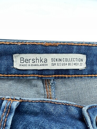 32 Beden çeşitli Renk Bershka Jean / Kot %70 İndirimli.
