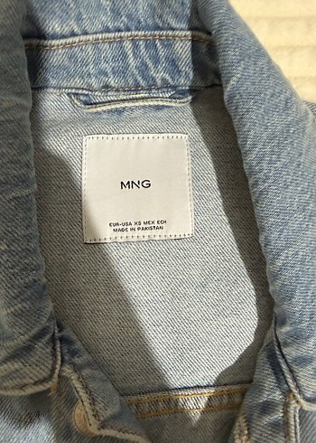 Düğmeli Kadın Mavi Denim Ceket - Görsel 2